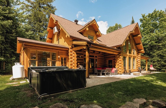 ChaletsOasis Luxury Lakefront Moose35