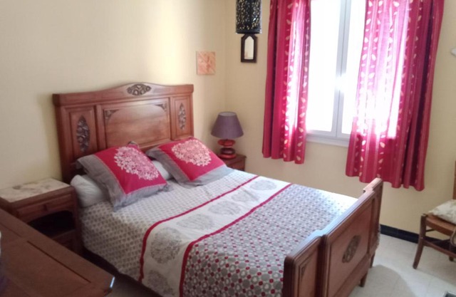 Chambre chez l'habitant lit double