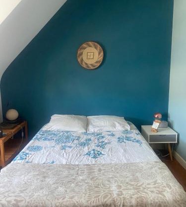 chambre chez particulier avec SDB et étage indépendant