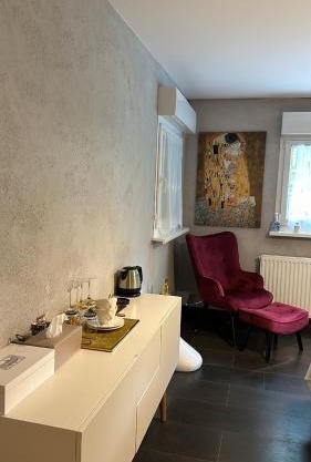 chambre privative au rez de jardin dans villa