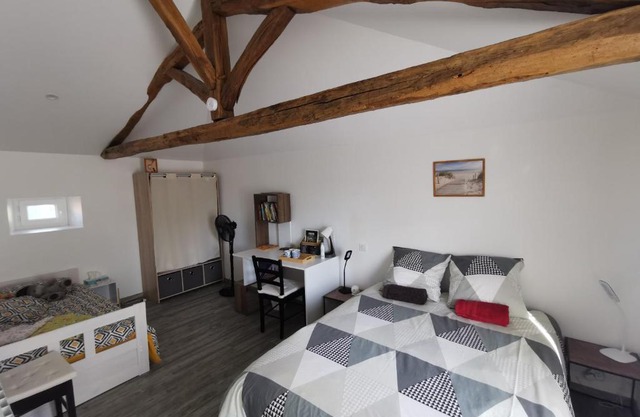 Chambre privative dans ferme rénovée à 7mn de Périgueux