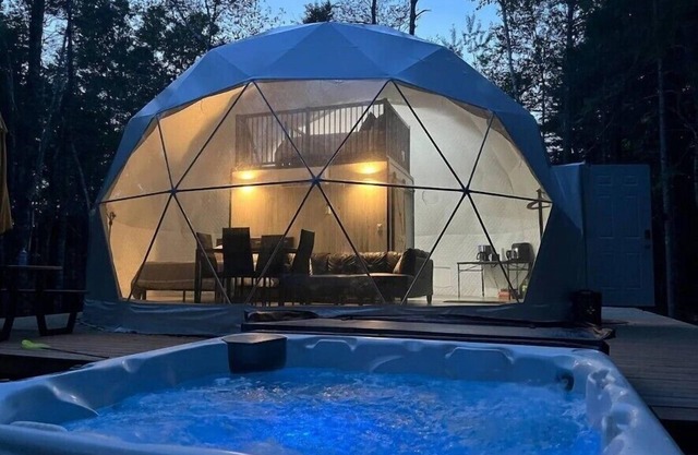 Chamcook Dome(Priv.Big Hot Tub/Firepit/BBQ)
