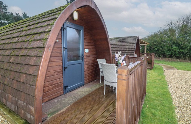 CHANTELLES, pet friendly, with a garden in Holbeach