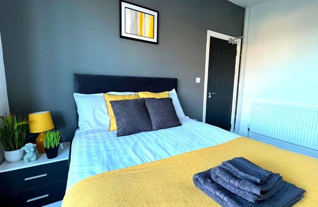 Chantry Suites Double Room with En-Suite in DN31