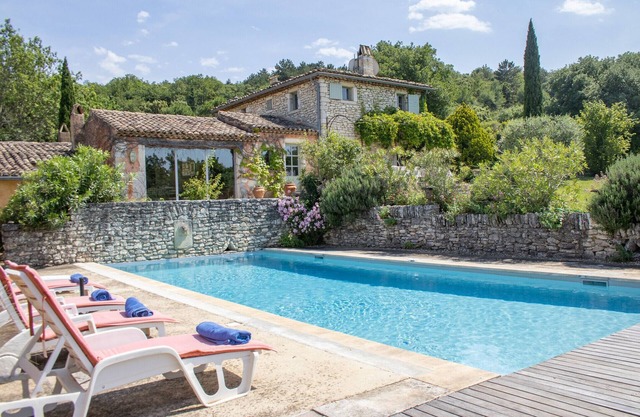 Character house in Drôme Provençale, private swimming pool