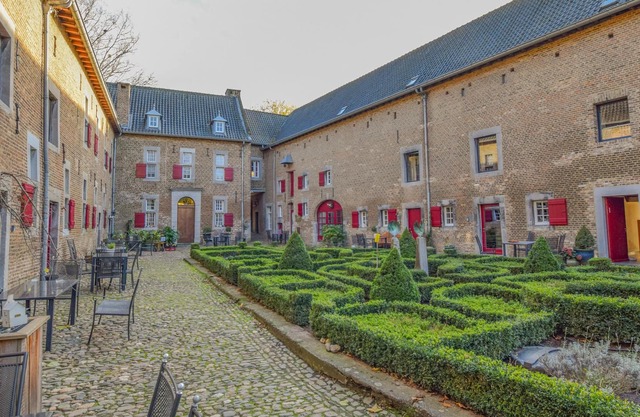 Characterful, cozy apartment near border triangle