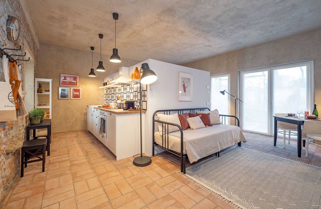 Characteristic Apartment with Garden in Restored Farmhouse