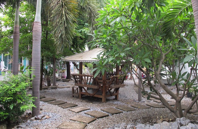 Charlie's Bungalow