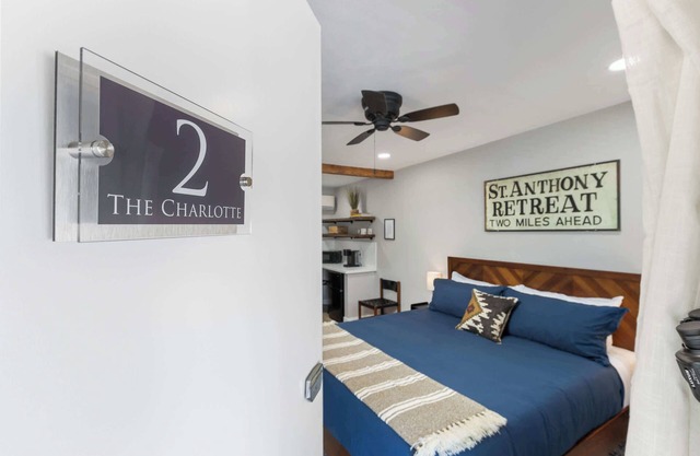 Charlotte Sequoia Motel RM2 Ac, Pool, 10Min to SNP