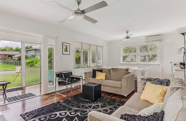 Charm & Character in the heart of Noosaville