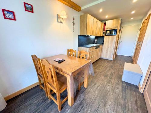 Charmant T2 28m² 4 pers, balcon sud, pied des pistes, parking inclus - Les Menuires - FR-1-452-274