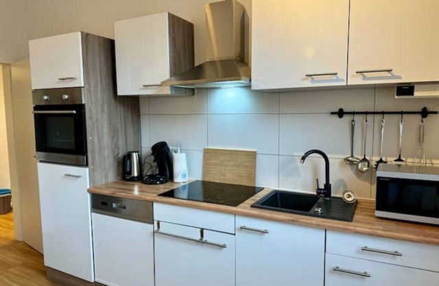 Charmante Altbauwohnung an der Kesselschleuse 1