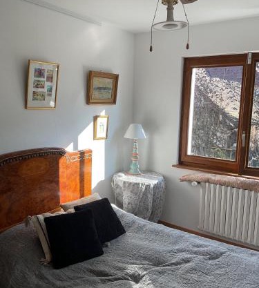 charmante chambre d'hôtes avec salon et terrasse