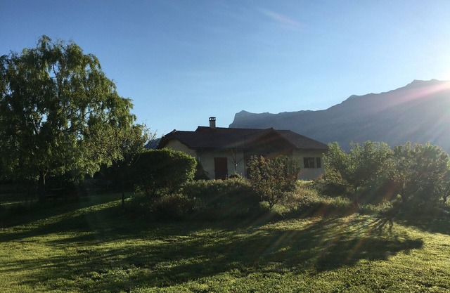 Charmante Villa Avec vue Imprenable sur les Montagnes, Calme et Sérénité