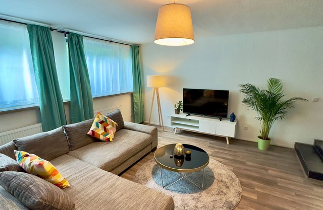 Charmantes Apartment mit Privatem Parkplatz