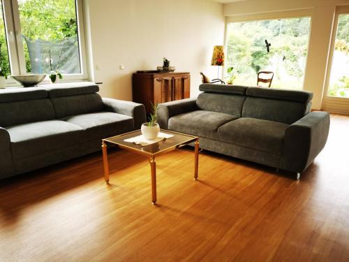 Charmantes Ferienhaus Casa Ella mit Balkon Nähe Kinderklinik