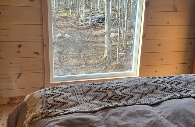 Charming cottage for rent in Saint-Adolphe-d'Howard