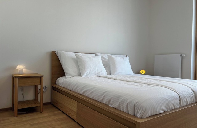 Charming 1-bedroom apartment in delightful Prague with WiFi, AC