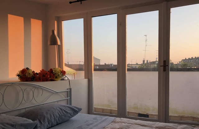 Charming 1-Bed Apartment in Milano