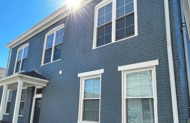 Charming 1-bedroom apartment with AC and WiFi in lovely Richmond