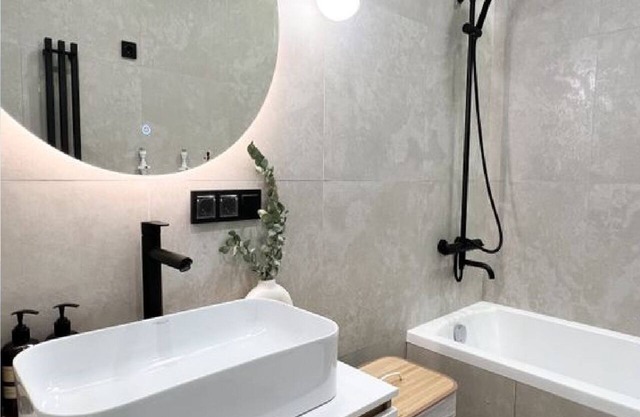 Charming 1-bedroom apartment in lovely Milano with AC, WiFi