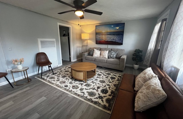 Charming 1-bedroom historical apartment in tranquil Valdosta