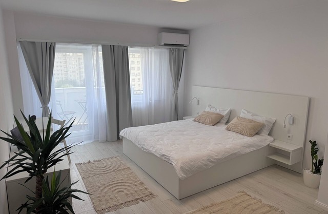 Charming 1-bedroom apartment with AC and WiFi in lovely Cluj-Napoca