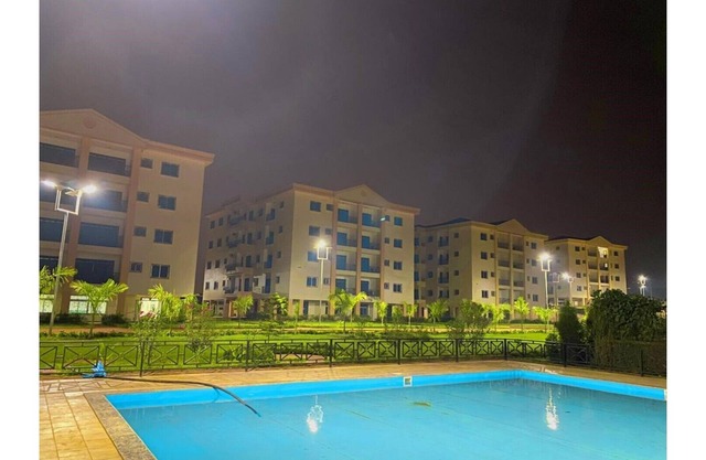 Charming 100m² furnished apartment with security.
