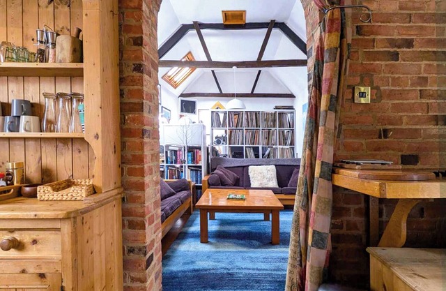 Charming 18th Century Georgian Barn Conversion.