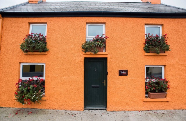 Charming 2-Bed House in West Cork Cupid's Cottage