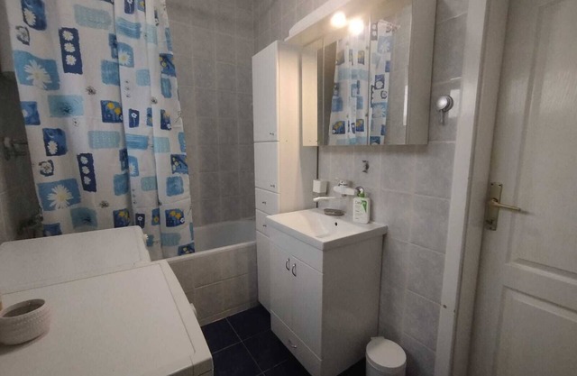 Charming 2-bedroom house with WiFi, AC in soothing Sremska Kamenica