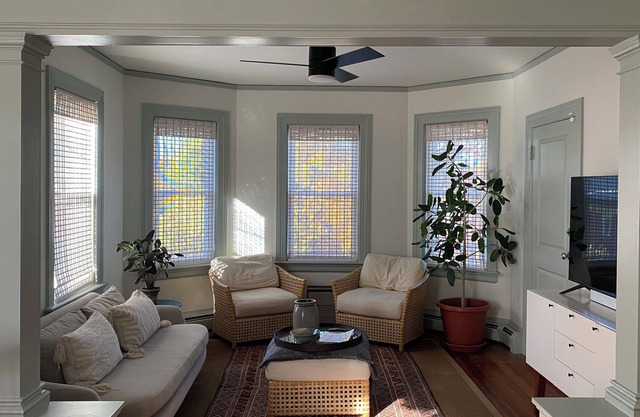 Charming 2 bedroom apartment with off-street parking