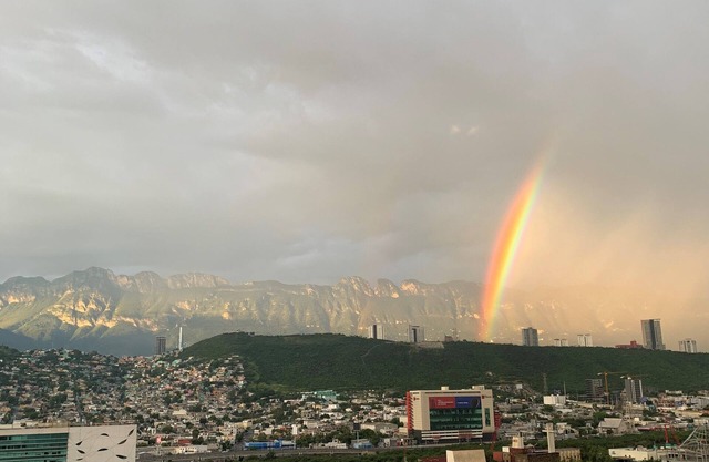 Charming 2-bedroom apartment with AC, WiFi in Monterrey, astonishing views