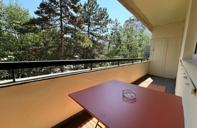 Charming 2-bedroom apartment with WiFi, AC in delightful Constanta - TOMIS