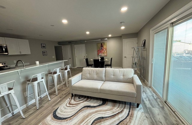 Charming 2-bedroom apartment with WiFi, in Arlington near AT&T stadium & 6 flags