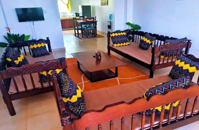 Charming 2-bedroom apartment in delightful Kisumu with WiFi-Tembo House