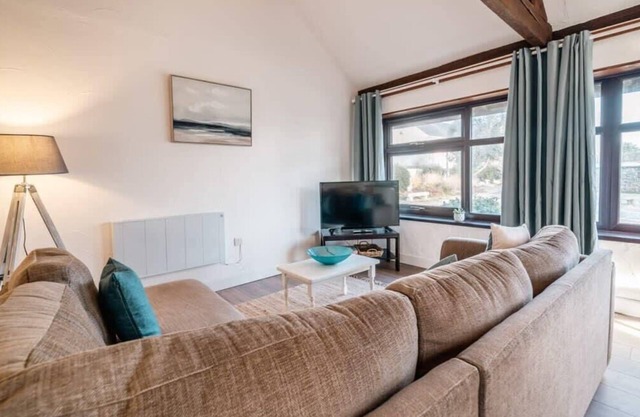 Charming 2 Bedroom Coastal Cottage nr Bude
