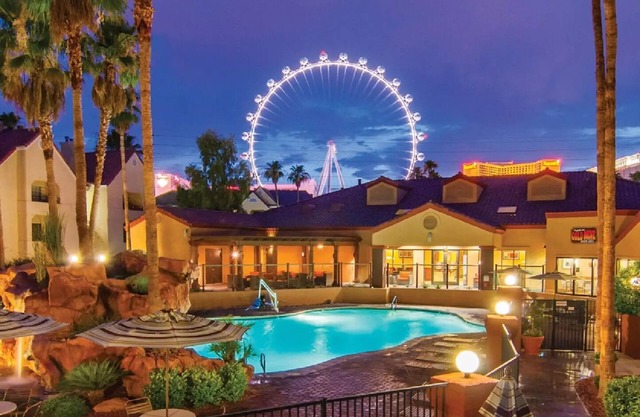 Charming 2-bedroom condo steps away from the Las Vegas Strip