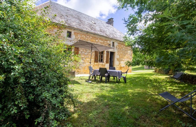 Charming 2-Bedroom Cottage with Modern Comfort in Peaceful Hamlet near Sarlat