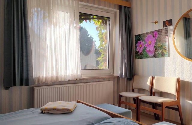 Charming 2-bedroom house with WiFi, fitness room in serene Jesteburg
