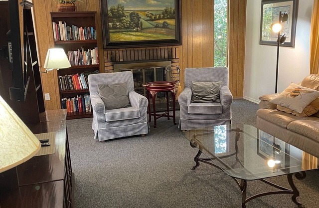 Charming 2-bedroom house in beautiful West Linn