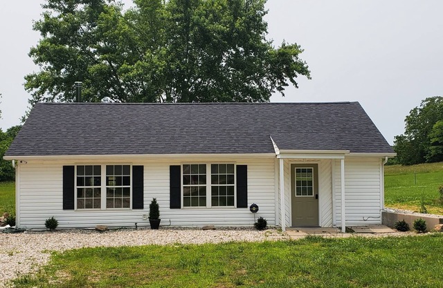 Charming 2-bedroom house on 3 private acres. Secluded & pet friendly.