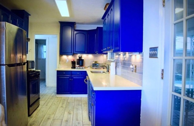 Charming 2-bedroom house in brilliant Houston with AC, WiFi