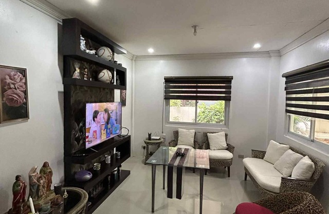 Charming 2-bedroom bungalow with WiFi, AC in serene San Vicente