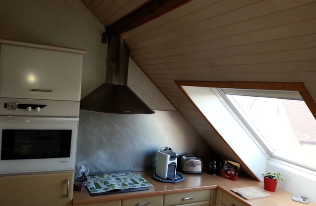 Charming 2 room furnished and equipped for short term rental