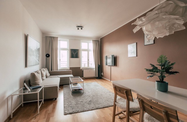 Charming 2-zimmer-appartement mit Küche und Balkon - Luga Homes - Zoo