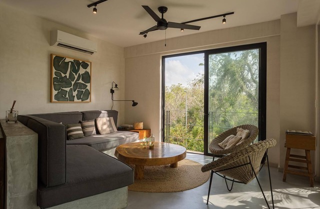 Charming 2bd Apartment in the heart of Tulum with Private Plunge Pool!
