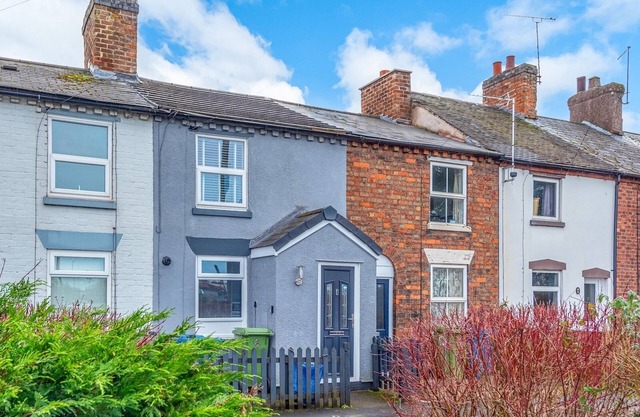 Charming 2BR Victorian Home – Perfect for 4 Guests | Pass the Keys