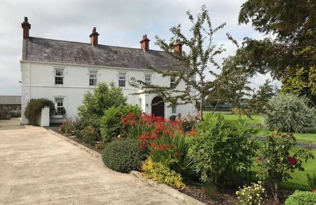 Charming 3-bed Cottage Moira - Hillsborough