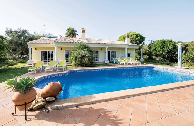 Charming 3 bed villa with private pool